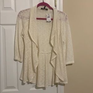 Cream sweater NWT SIZE SMALL